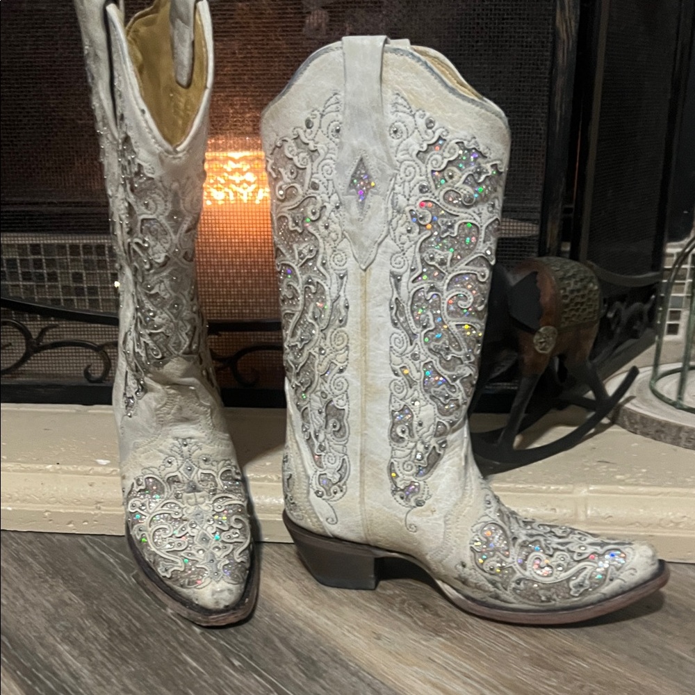 Chic Embellished White Heeled Boots